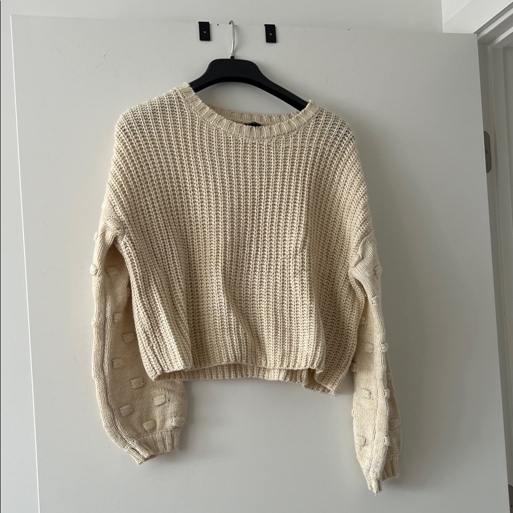 nwot size M sweater